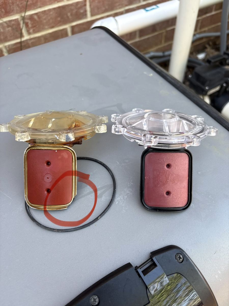 Worn pump lid and gasket