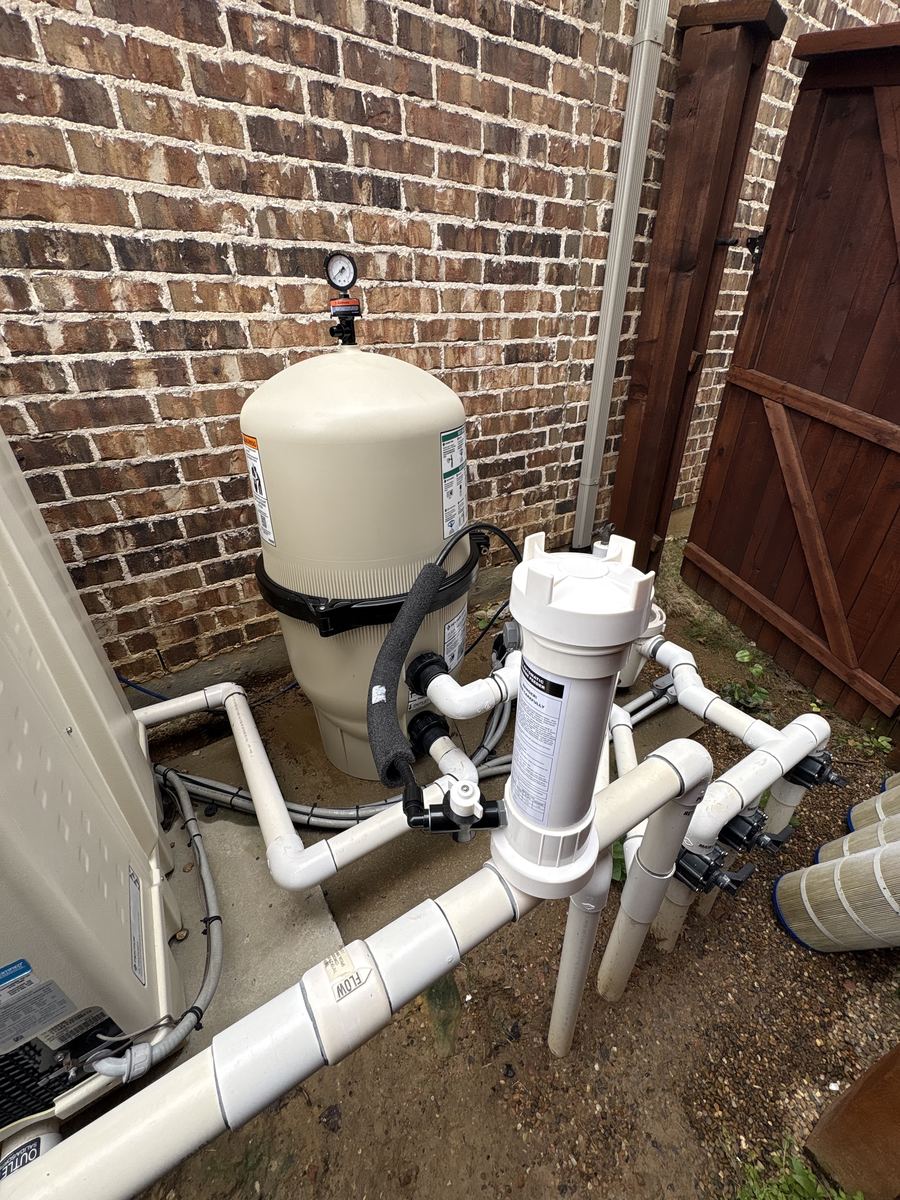 New DE filter and equipment pad