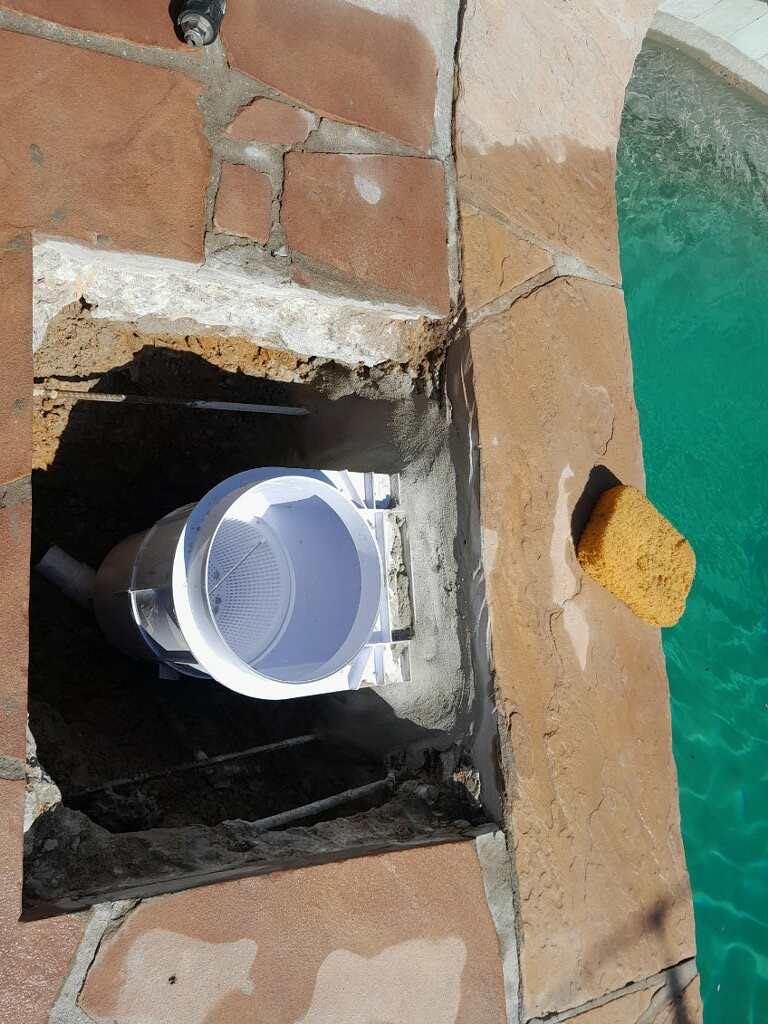 Skimmer housing removed